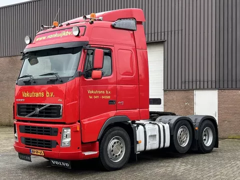 Volvo FH 440 / 6x2 / Euro5 / Gestuurde voorloopas / PTO / NL Truck