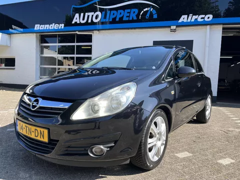 Opel Corsa 1.4-16V Enjoy /Nieuwe apk bij aflevering