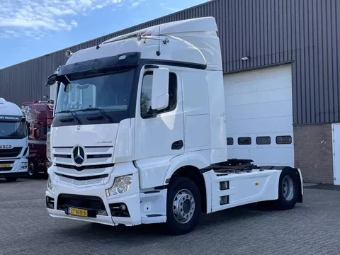 Mercedes-Benz Actros 1940 / Euro6 / Full spoiler / 2 x Tank / Streamspace / NL Truck