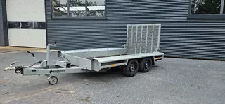 Ifor Williams Machine transporter