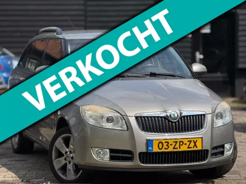 Skoda Fabia Combi 1.6-16V Sport|Airco|Trekhaak|Cruise Skoda Fabia Combi 1.6-16V Sport|Airco|Trekhaak|Cruise