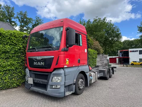 MAN TGX 24.400 6 x 2