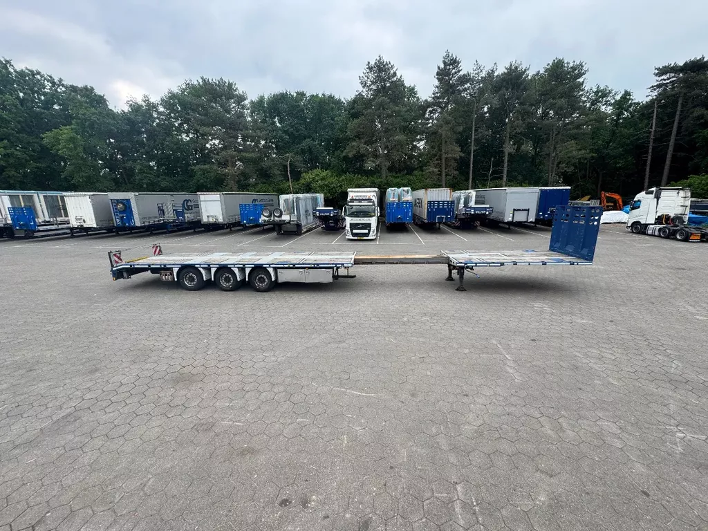 Nooteboom Verkocht / Verkauft / Sold