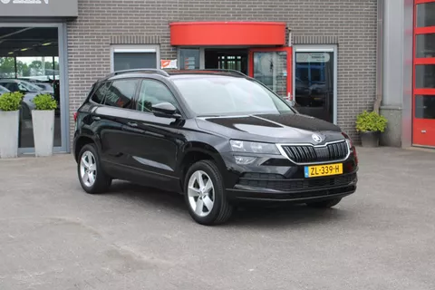 Skoda Karoq 1.0 TSI Ambition Business Trekhaak/Pano/Navi
