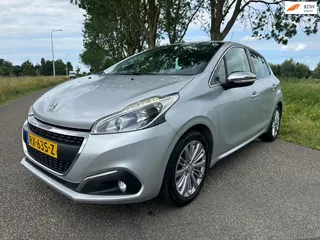Peugeot 208 1.2 PureTech Blue Lease Executive