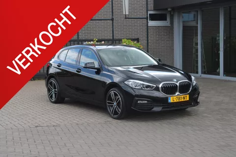 BMW 1-serie 116i Business Edition 18 inch/navi/Led/NL Auto