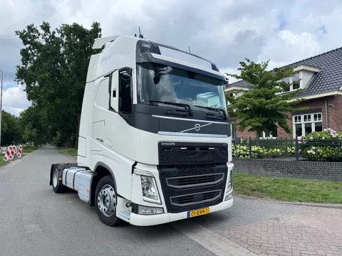 Volvo FH 500 Globe XL MEGA
