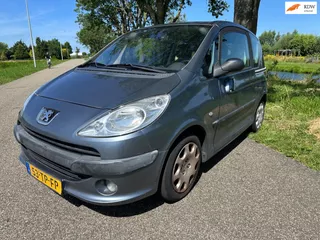 Peugeot 1007 1.4 Sesam Gentry