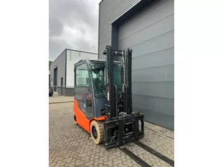 Toyota 8FB30 3 ton elektrische heftruck