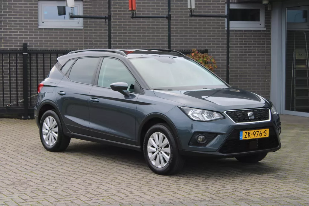 SEAT Arona 1.0 TSI Style Business Intense Camera/Clima/Adaptive