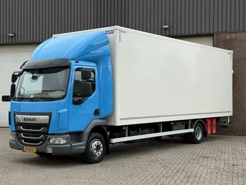DAF LF 230 FA / Only 175.182 km / Euro6 2021 / Laadklep Lift LBW / Airco / Camera / Zijdeur / 6 cilinder / NL truck