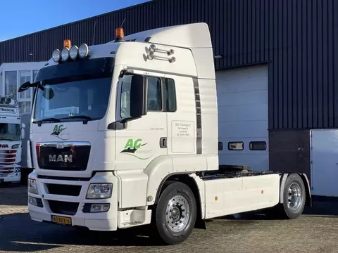 MAN TGS 18.400 / Euro5 EEV / 9000 kg frontaxle / 12-2013 / Airco / PTO prepared / Full spoiler / NL Truck