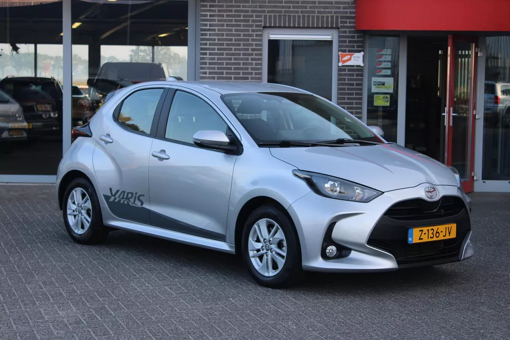 Toyota Yaris 1.5 Hybrid 115 Active Camera/AppleAndroid ALL In prijs!!