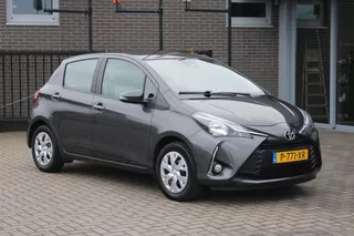 Toyota Yaris 1.5 VVT-i Dynamic Trekhaak/Camera/Navi/Cruise