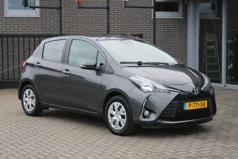 Toyota Yaris 1.5 VVT-i Dynamic Trekhaak/Camera/Navi/Cruise