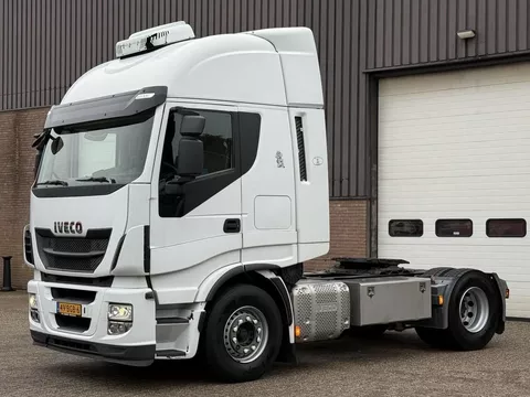 Iveco AS440T/P 420 / Hi-Way / Euro6 / Parking airco / Clima / NL Truck